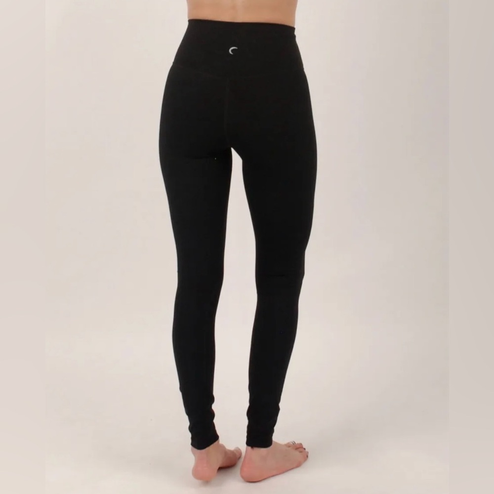 LIKE NEW ZYIA Black Brilliant Hi-Rise Legging 28", size 12